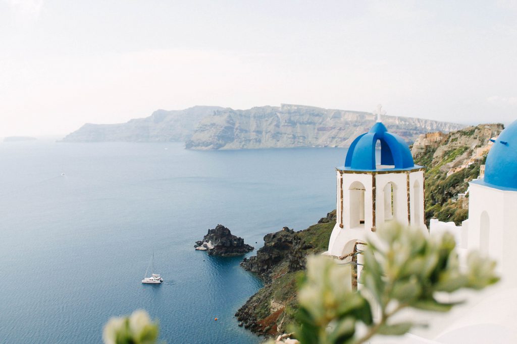 Books Set In Iceland - Tale Away - Books for Readers Who Travel