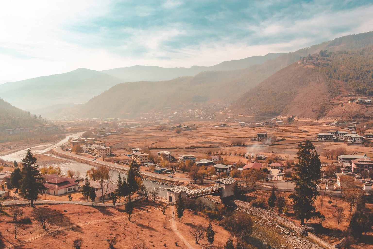 Books Set In Bhutan: Bhutan Novels - Tale Away